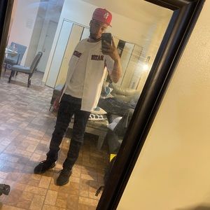 Meet your Posher, Equan